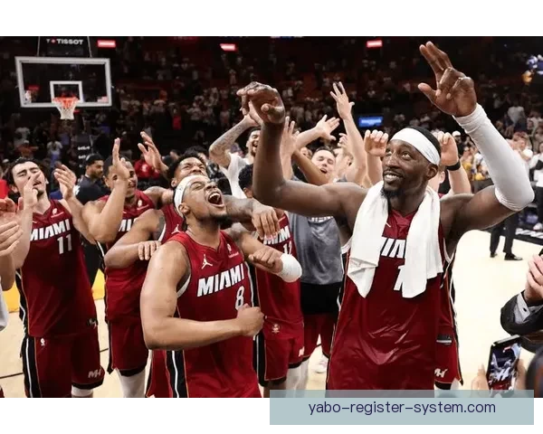 湖人对阵热火前瞻詹眉冲击连胜阿德巴约复出热火盼止颓势